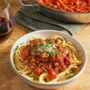 How To Cook Spaghetti With Meat in Kenya 2 How To Cook Spaghetti With Meat in Kenya